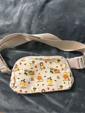 Winnie the Pooh Halloween Print Belt Bag - Cream